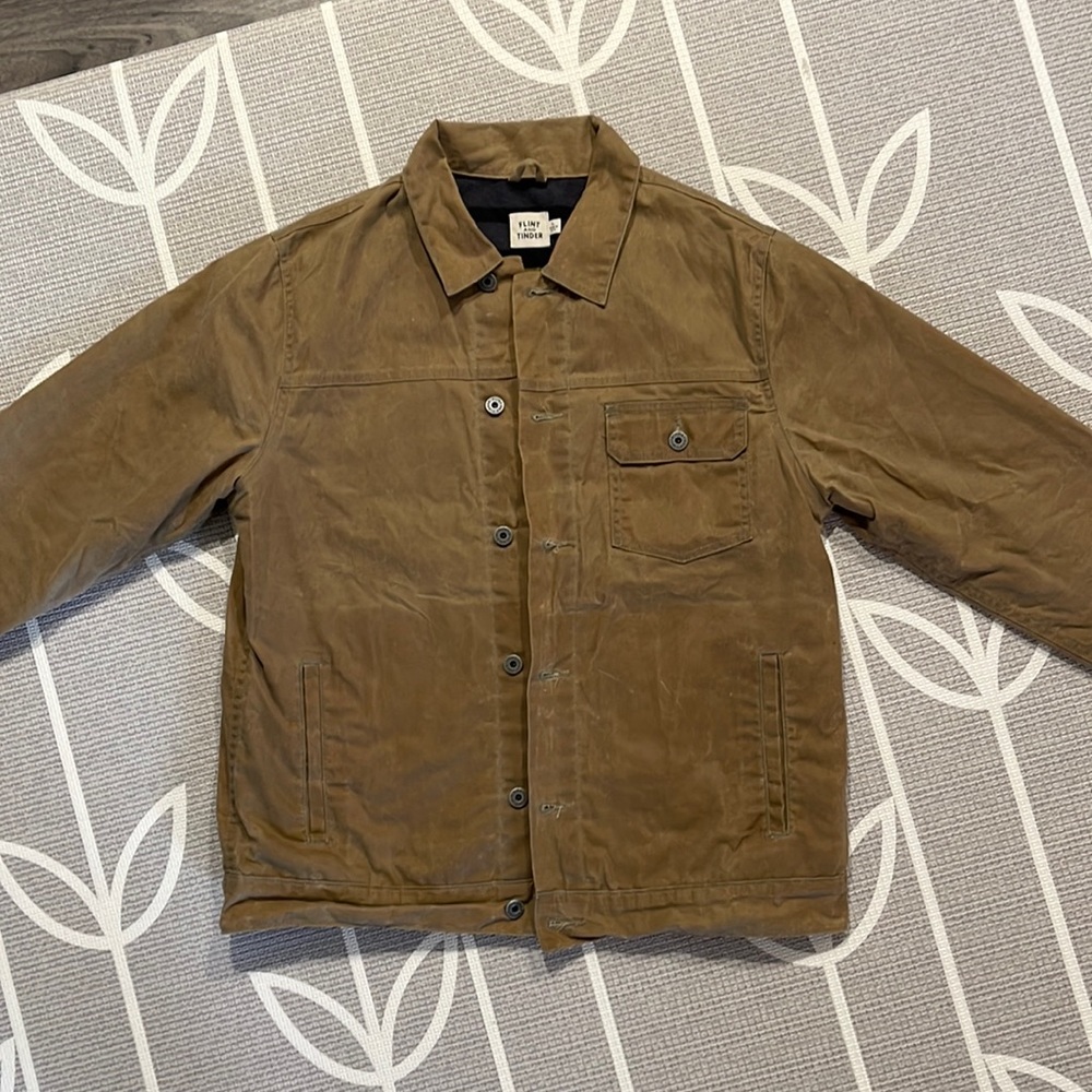 Flint and Tinder Waxed Trucker Jacket in Field Tan L